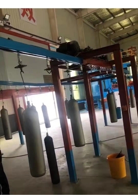 Dây chuyền sơn tĩnh điện mạnh mẽ Xi lanh oxy y tế